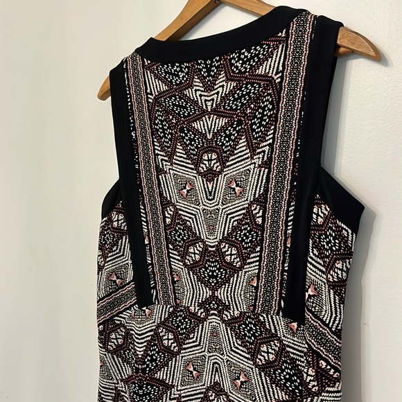 NWT BCBGMAXAZRIA Printed Border Dress Small Light Ginger Spice Combo Desert Geo - Picture 7 of 7